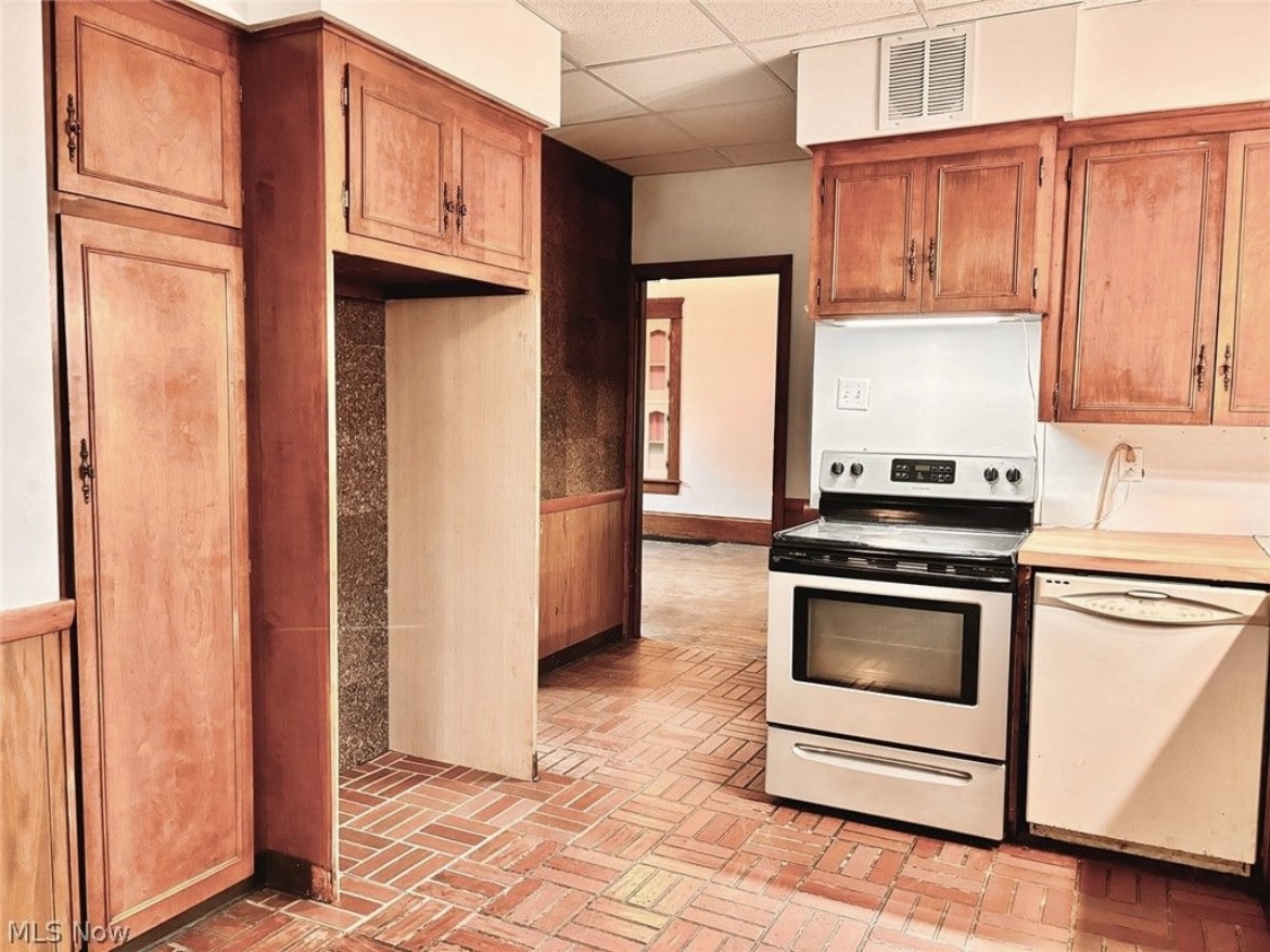 Kitchen Renovation — before